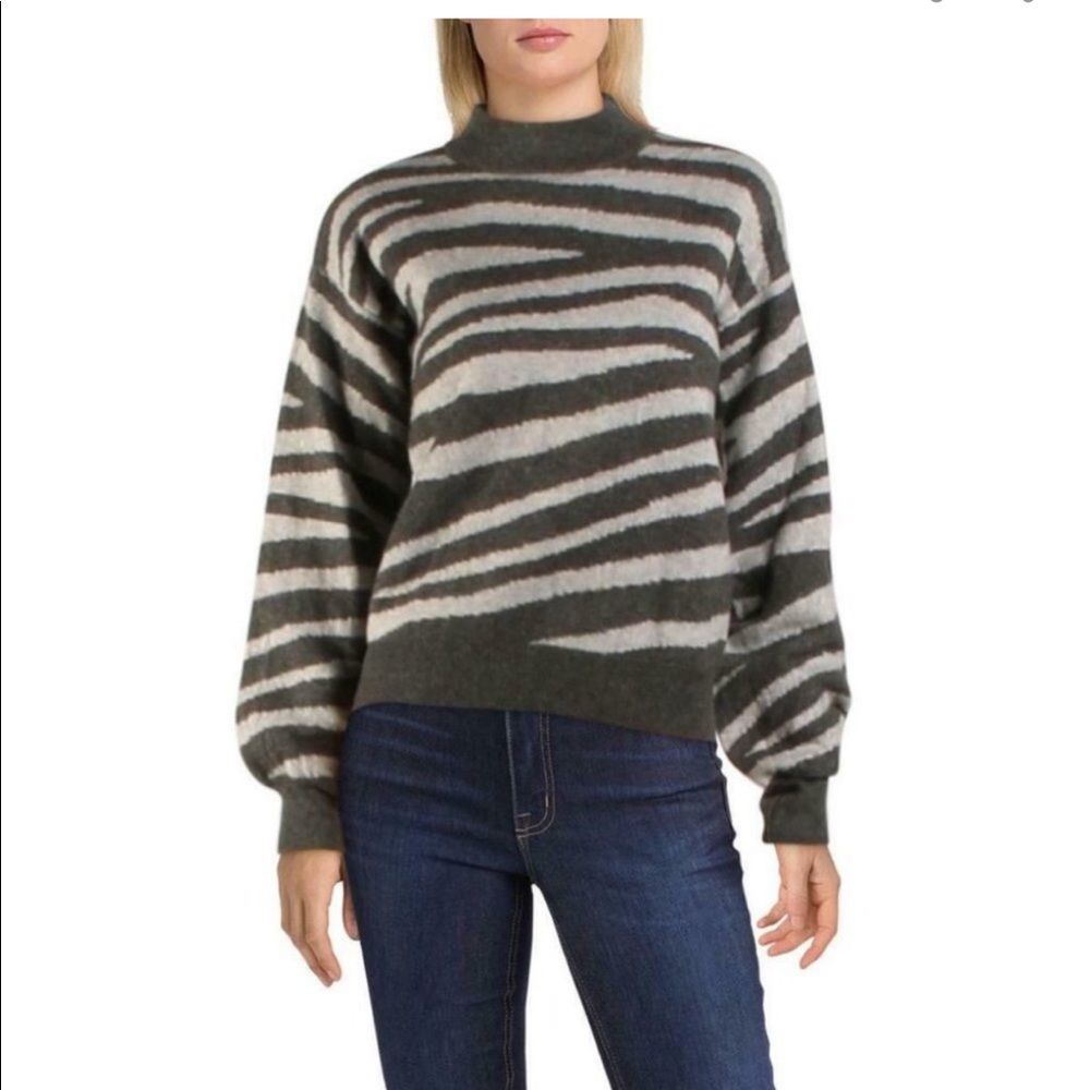Aqua Women's 100% Cashmere Sweater Gray Zebra Animal Print Balloon Sleeves NWT